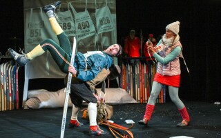 Naivní divadlo, Do stopy